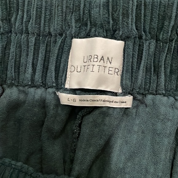 Urban outfitters, corduroy shorts, green, size large - Picture 2 of 3